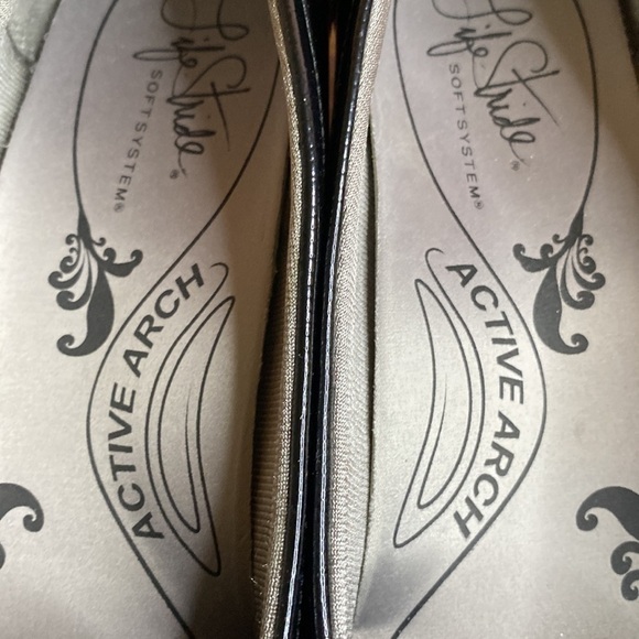 Life Stride Soft System Active Arch Black Comfort Slip On Loafers Size 9.5 - Picture 11 of 14
